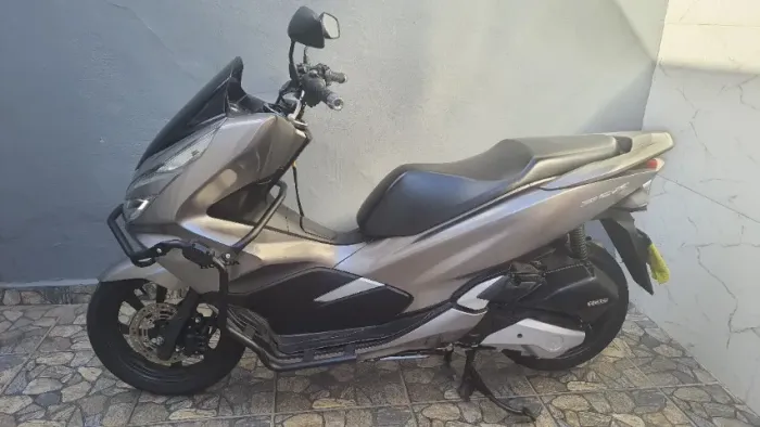 Honda PCX 150 2019 Pneus Novos R$14.500,00 IPVA 2026 Pago Licenciada Até 2027 Aceito Troca