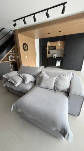 Sofá retrátil de linho cinza - 2,5 metros