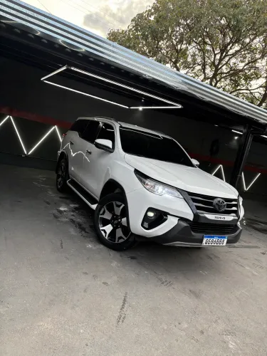 Toyota Hilux SW4 SRV 4X2 2.7 Flex 16V Aut. 2019
