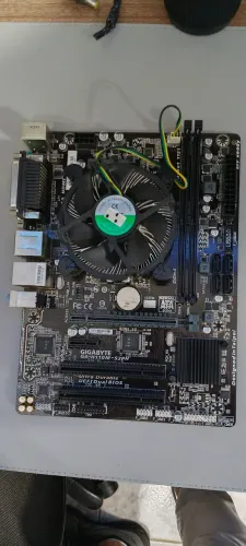 Placa mãe Gigabyte GA H110M s2ph + i3 7100