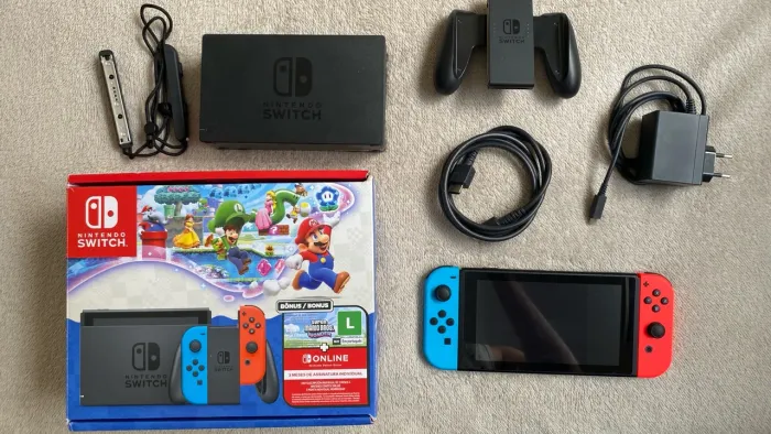 Nintendo Switch V2 - seminovo