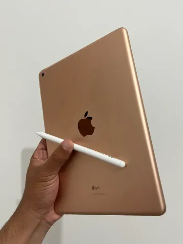Vendo iPad 6 128 com caneta ótimo para estudos!
