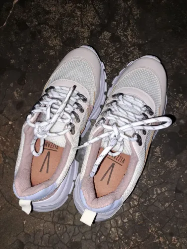 Tenis feminino vizzano
