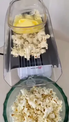 Pipoqueira elétrica no precinho.
