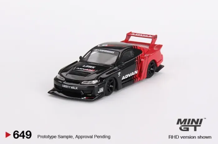 Nissan LB-Super Silhouette S15 1:64 Mini GT649