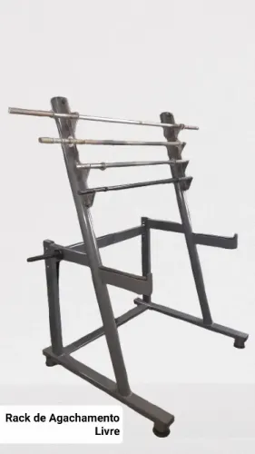 Equipamento de academia - RACK PARA AGACHAMENTO LIVRE TUBULAR PROFISSIONAL