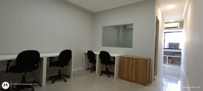 Sala 30m Mobiliada e climatizada-Av. Desembargador Moreira