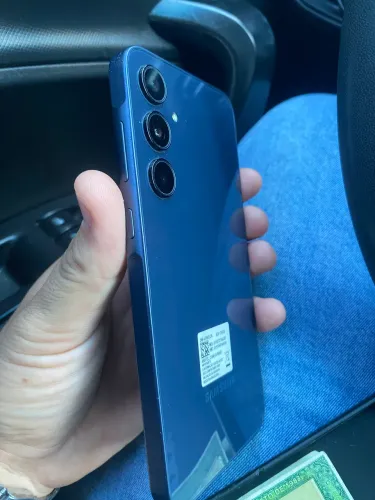 VENDO A35 256GB 8GB MEMÓRIA RAM ( SEMI NOVO ) comprei outro, por isso o motivo da venda