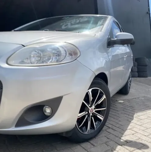 Fiat Palio Attractive 1.0 EVO Fire Flex 8V 5P 2013