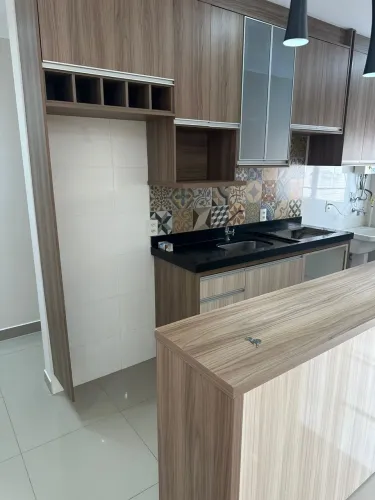 Apartamento para Locação no Vila Flora c/ Elevador e Sacada