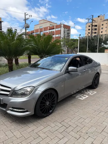 Mercedes-Benz C-180 CGI Coupe 1.8 16V 156cv Aut. 2012