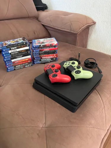 Ps4 slim (muito novo) + 5 jogos