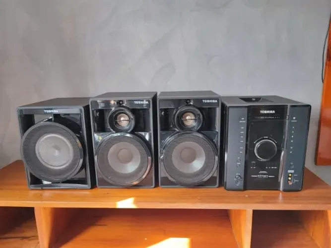 Mini System Toshiba MS 8080 MUS com Subwoofer