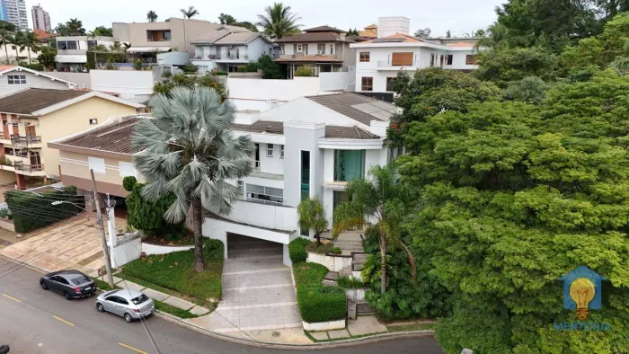 Casa para locação em Alphaville com 4 suítes, lofts privativos e área gourmet