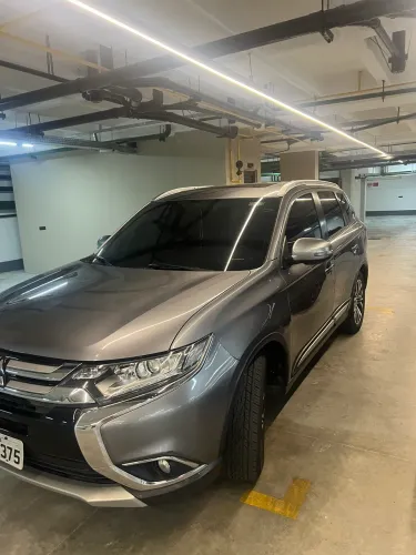 Mitsubishi Outlander Comfort 2.0 16V Aut. 2018