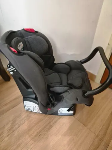 Cadeirinha (Cadeirão) para carro - Burigotto Matrix Evolution 