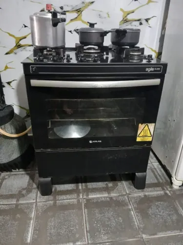 Vendo fogão motivo mudança