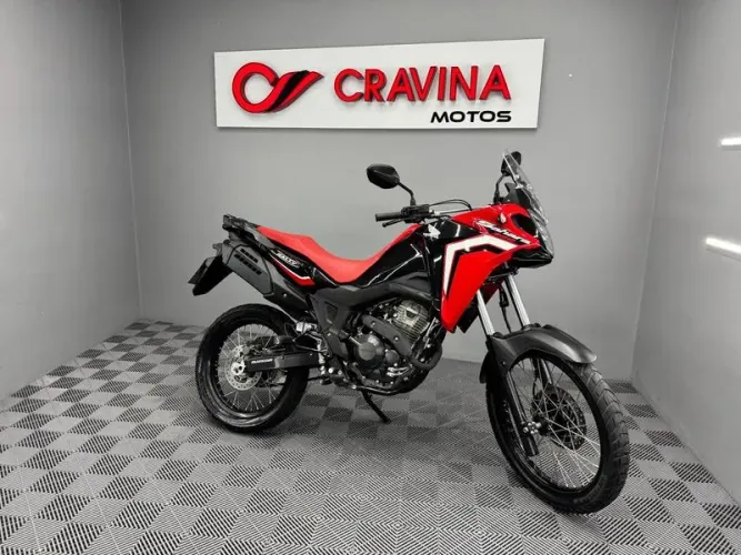HONDA XRE 300 SAHARA RAL 2025