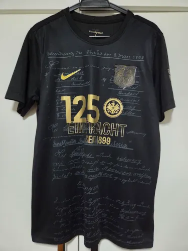 Camisa Frankfurt especial aniversário 125 anos 2023-24