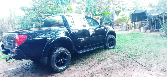 Mitsubishi L200 Triton HPE 3.2 CD TB Int.diesel AUT 2008