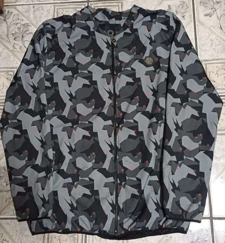 Corta vento camuflado Masculino