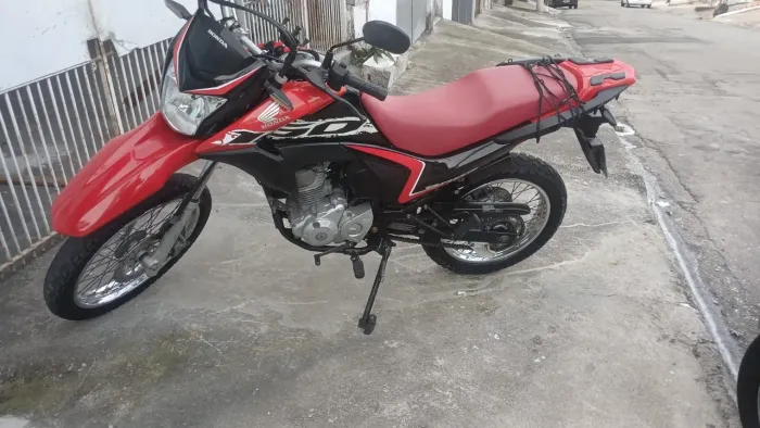 Moto Honda bros 2020 