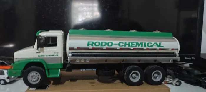 Miniaturas de caminhões