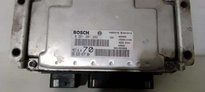 Módulo Peugeot 1.4 Bosch 0 261 201 382