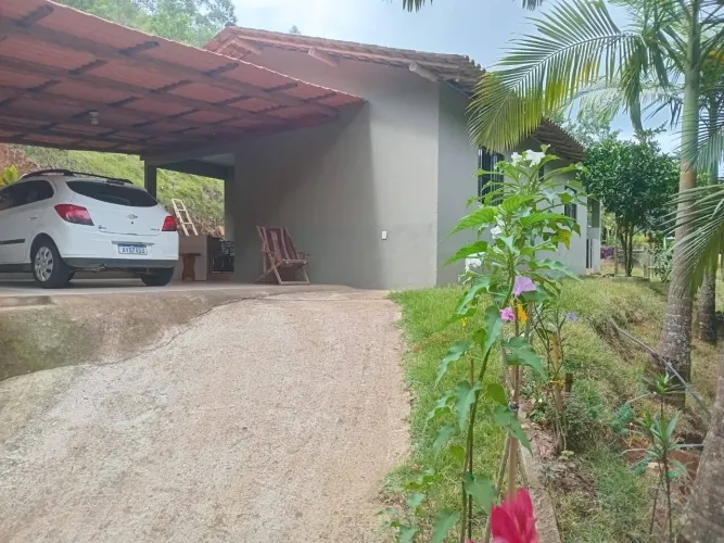 Casa em Domingos Martins -ES de 2 quartos com terreno de 400 M2