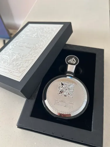 Perfume Árabe Fakhar Black Lattafa Masculino