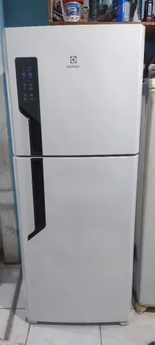 GELADEIRA FROSFEE DÚPLEX MUITO NOVA DOU GARANTIA DE 3'MESES