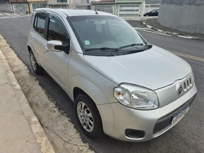 Fiat Uno Vivace Celeb. 1.0 EVO F.flex 8V 5P 2012