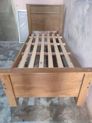Cama de solteiro 