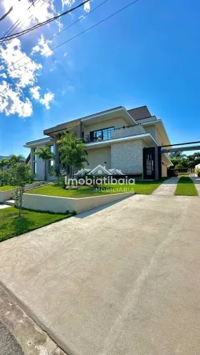 Casa à venda em Cond. Serra da Mantiqueira em Joanópolis - 1000m²