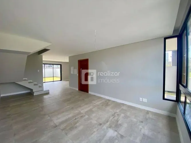 Casa com 3 dormitórios à venda por R$ 2.050.000,00 - Rio Tavares - Florianópolis/SC