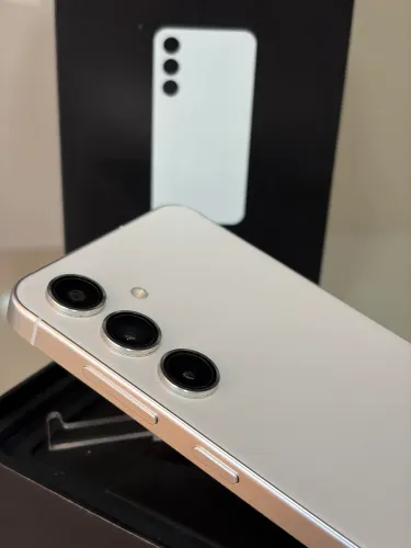 Samsung S24 512GB - IMPECÁVEL