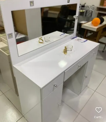 Penteadeira camarim carisma C/espelho e led nova a pronta entrega