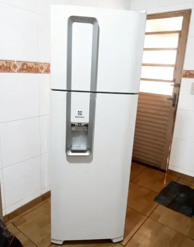 Linda Geladeira Electrolux ENTREGO