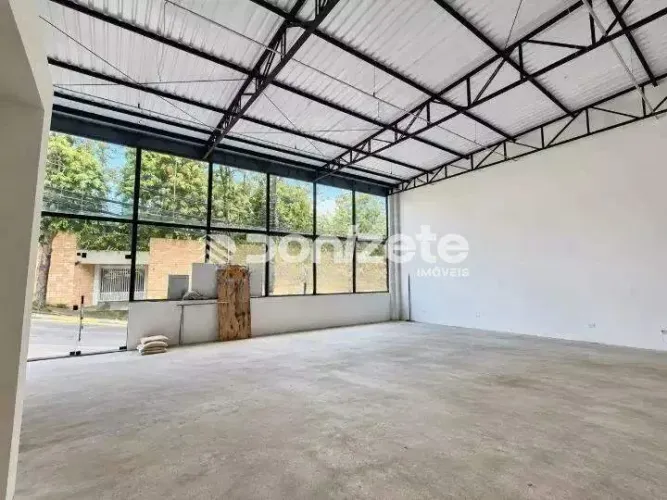 Salão comercial/industrial para aluguel na Vila Bastos, Santo André