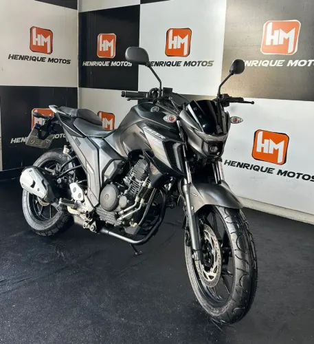 Fazer Pantera Negra impecável