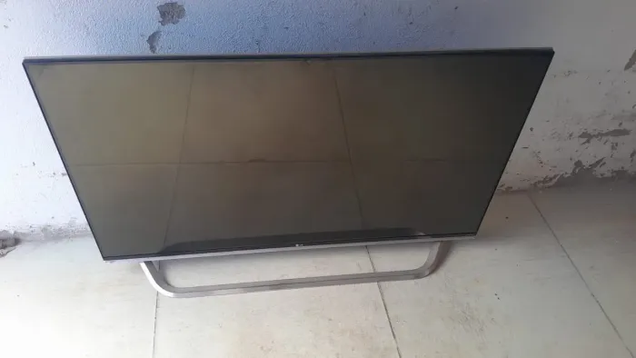 VENDO TV LG 50POLEGADAS com defeito 