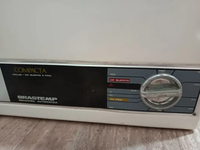 Secadora Brastemp Piso e Suspensa