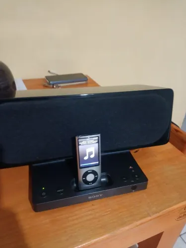iPod + dock sony