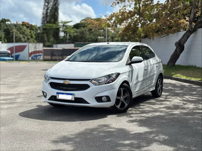 Chevrolet Onix Hatch LTZ 1.4 8V Flex Aut. 4P 2019