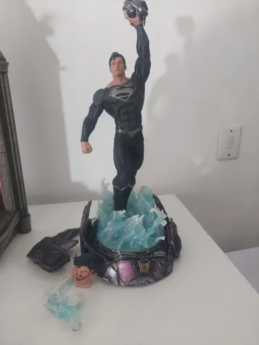 superman xm studios 1/6 sem caixa uniforme negro