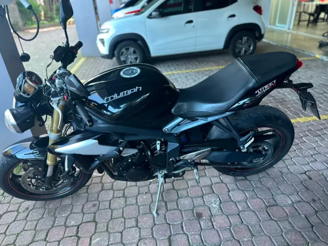 Street triple ABS