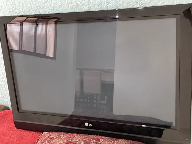 TV LG Plasma 32? - Modelo 32PC5RV