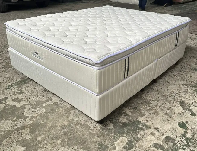 Cama Box Queen Size Sealy Confortgel - Novo e Embalado!!