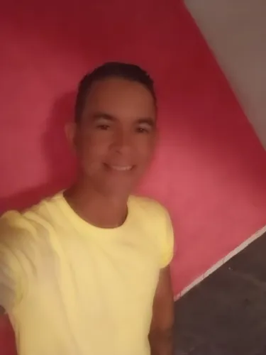 Ricardo bispo cuidador de idosos domiciliar e hospitalar curativista 