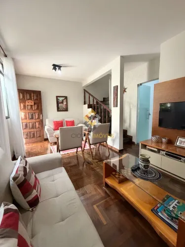 Casa Geminada 3 quartos 1 suíte Dona Clara